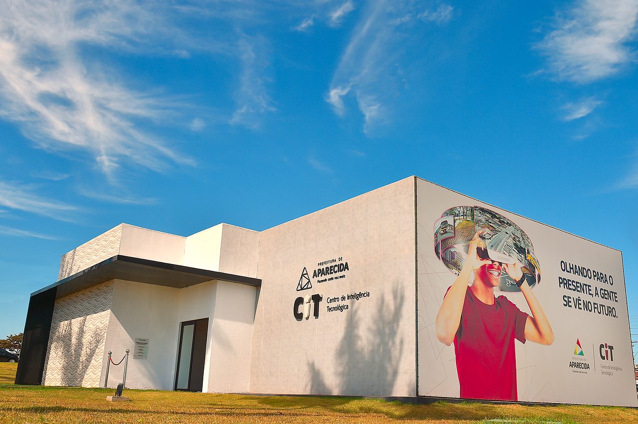 Fachada do Centro de Inteligência Tecnológica (CIT) de Aparecida de Goiânia (GO), inaugurado em agosto de 2020